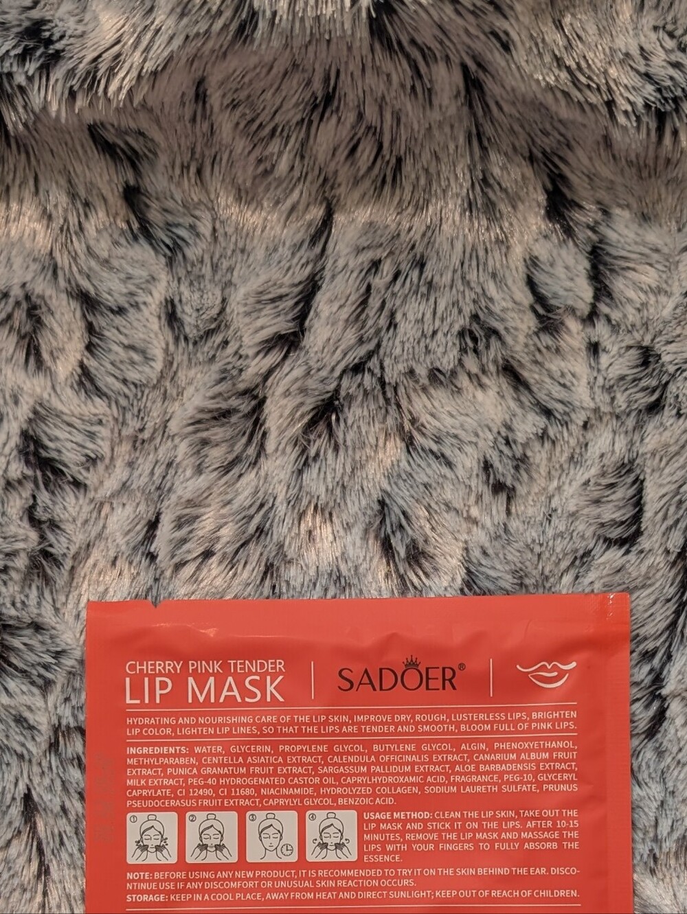 Assorted Lip Masks - Picture 7 of 11
